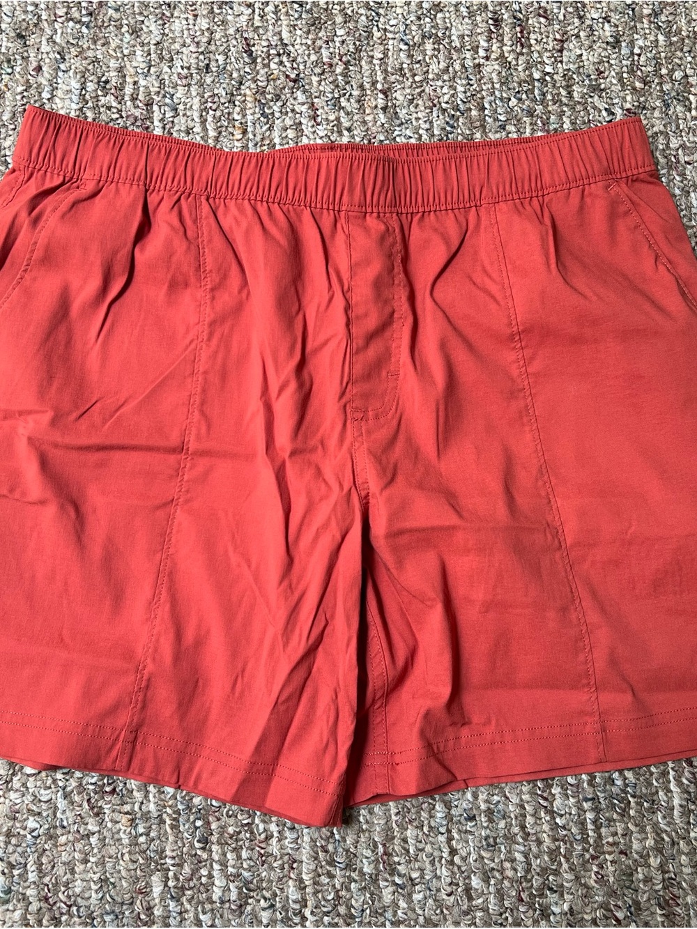 The North Face Men's Coral-Red Athletic Elastic-Waist Shorts